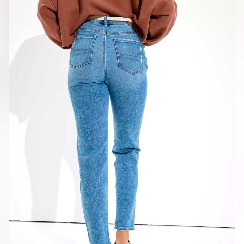 American Eagle Mom Jean